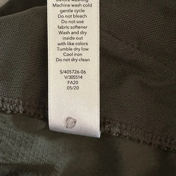 Athleta Olive Green Trekkie North Jogger Pants with zipper pockets - Picture 6 of 6